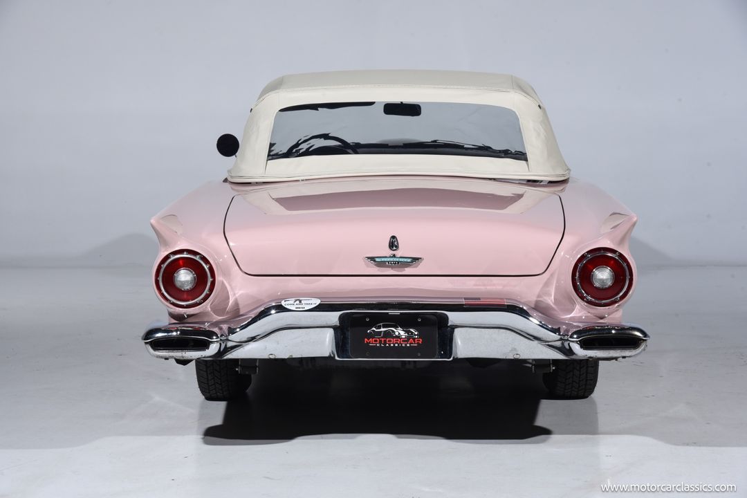 1957 Ford Thunderbird