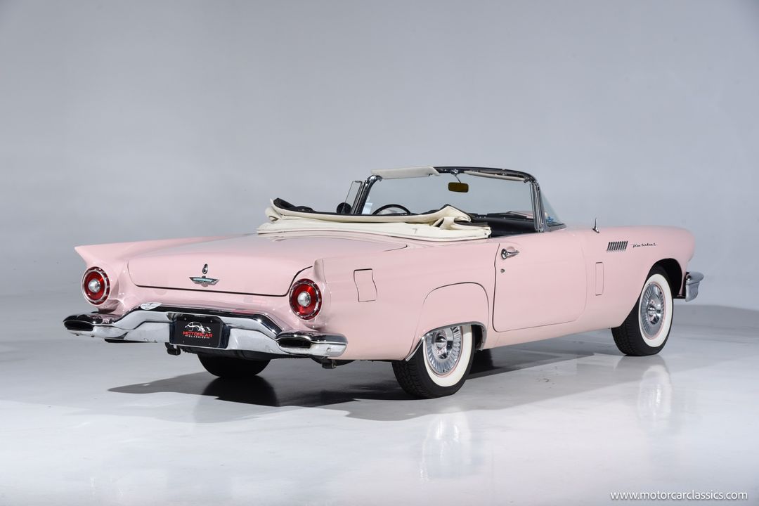 1957 Ford Thunderbird