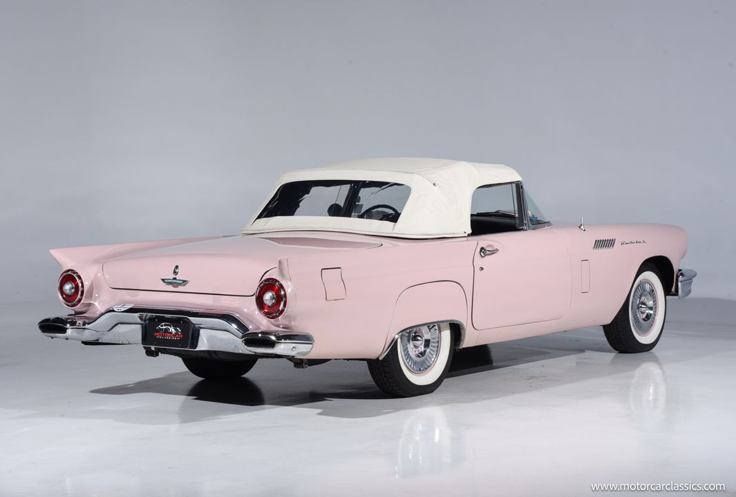 1957 Ford Thunderbird