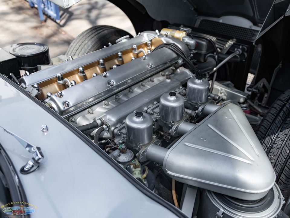 1965 Jaguar XKE E-Type 4.2L 5 spd Roadster