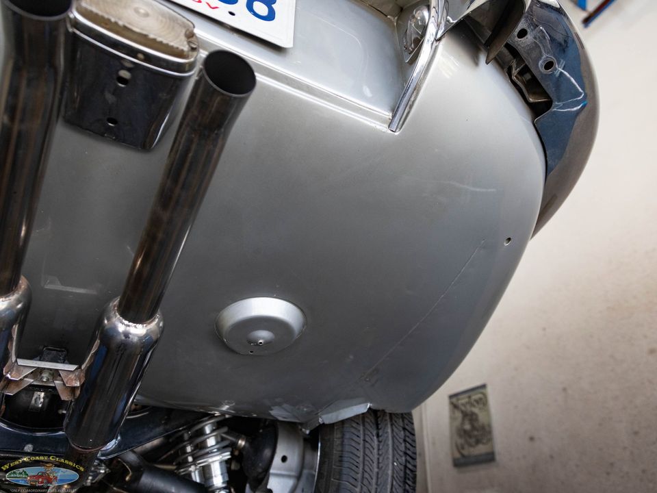1965 Jaguar XKE E-Type 4.2L 5 spd Roadster