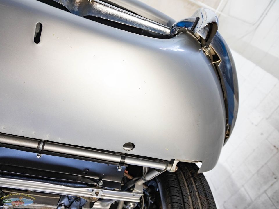 1965 Jaguar XKE E-Type 4.2L 5 spd Roadster