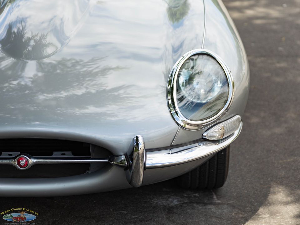 1965 Jaguar XKE E-Type 4.2L 5 spd Roadster