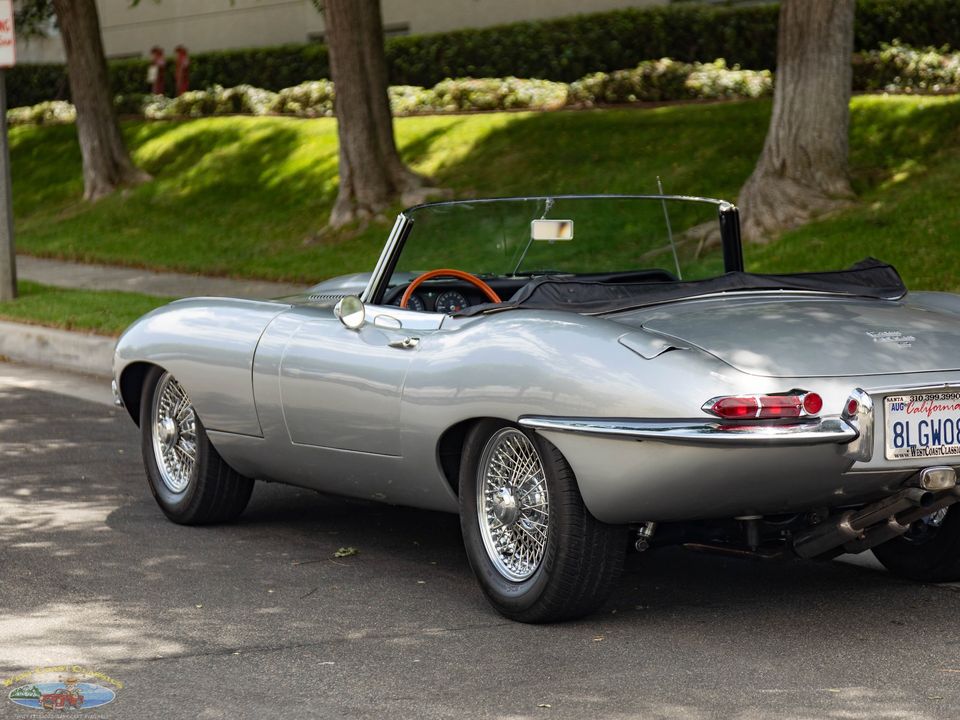 1965 Jaguar XKE E-Type 4.2L 5 spd Roadster