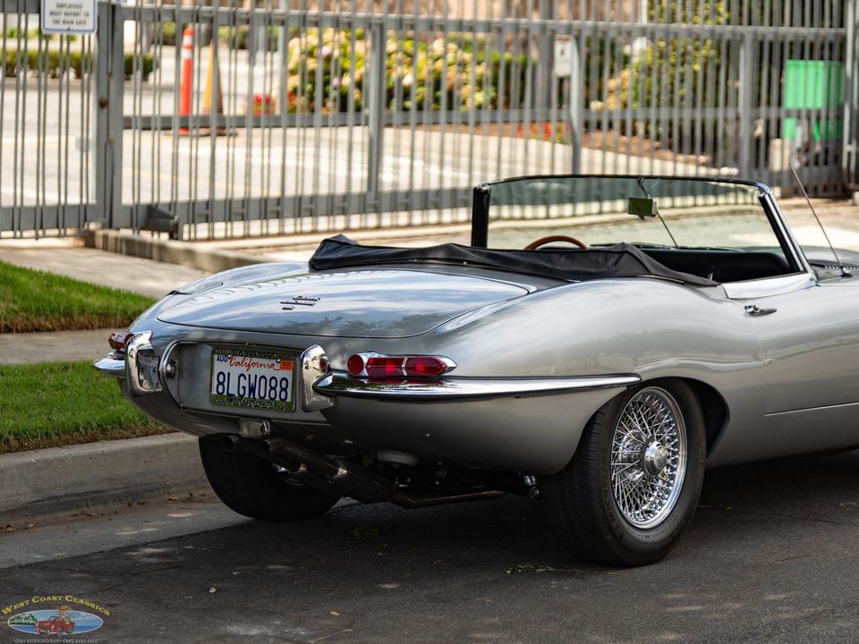1965 Jaguar XKE E-Type 4.2L 5 spd Roadster