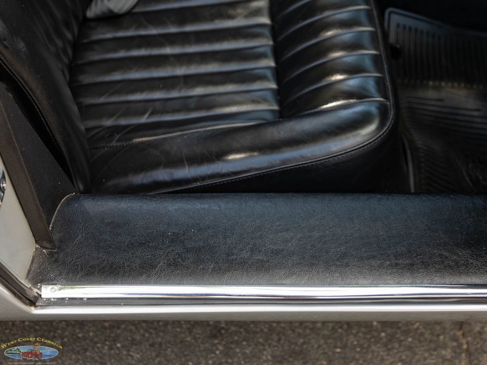 1965 Jaguar XKE E-Type 4.2L 5 spd Roadster