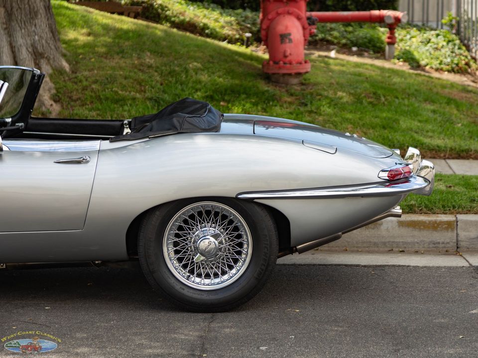 1965 Jaguar XKE E-Type 4.2L 5 spd Roadster