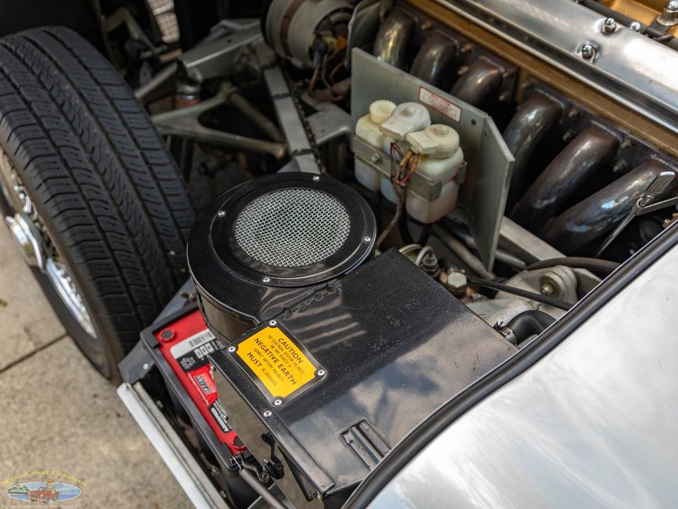 1965 Jaguar XKE E-Type 4.2L 5 spd Roadster