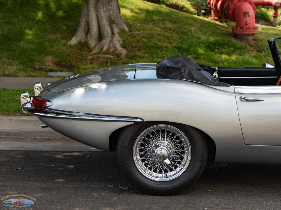1965 Jaguar XKE E-Type 4.2L 5 spd Roadster
