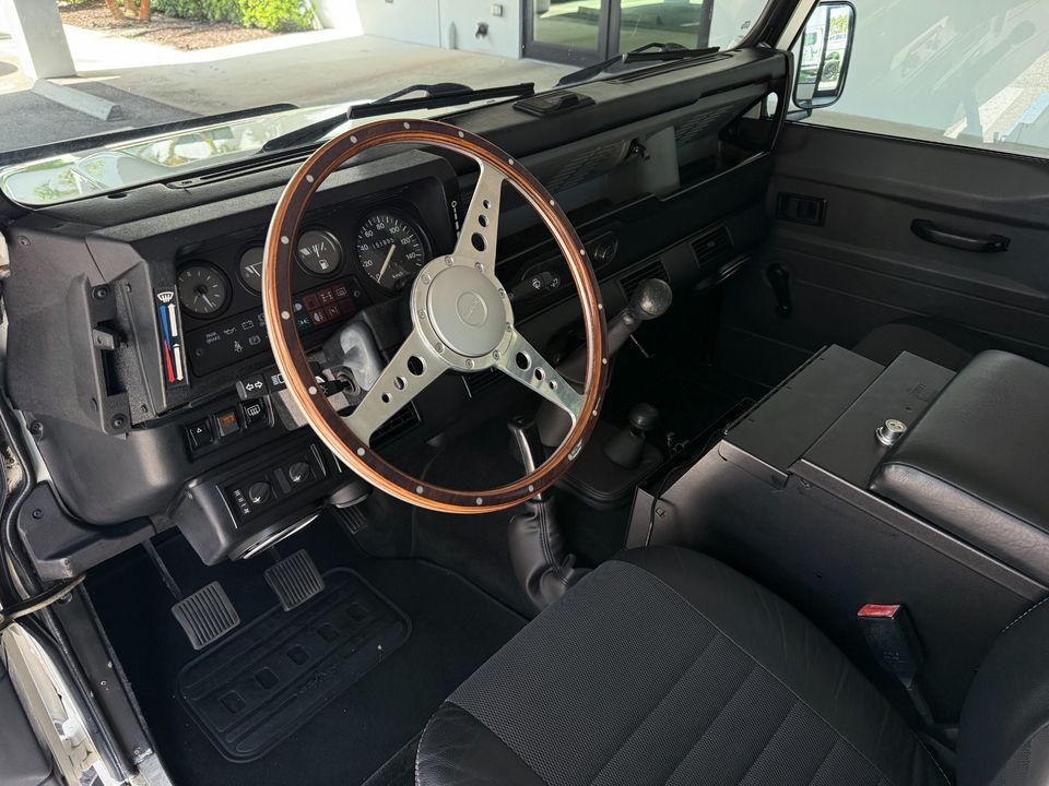 1995 Land Rover Defender 110