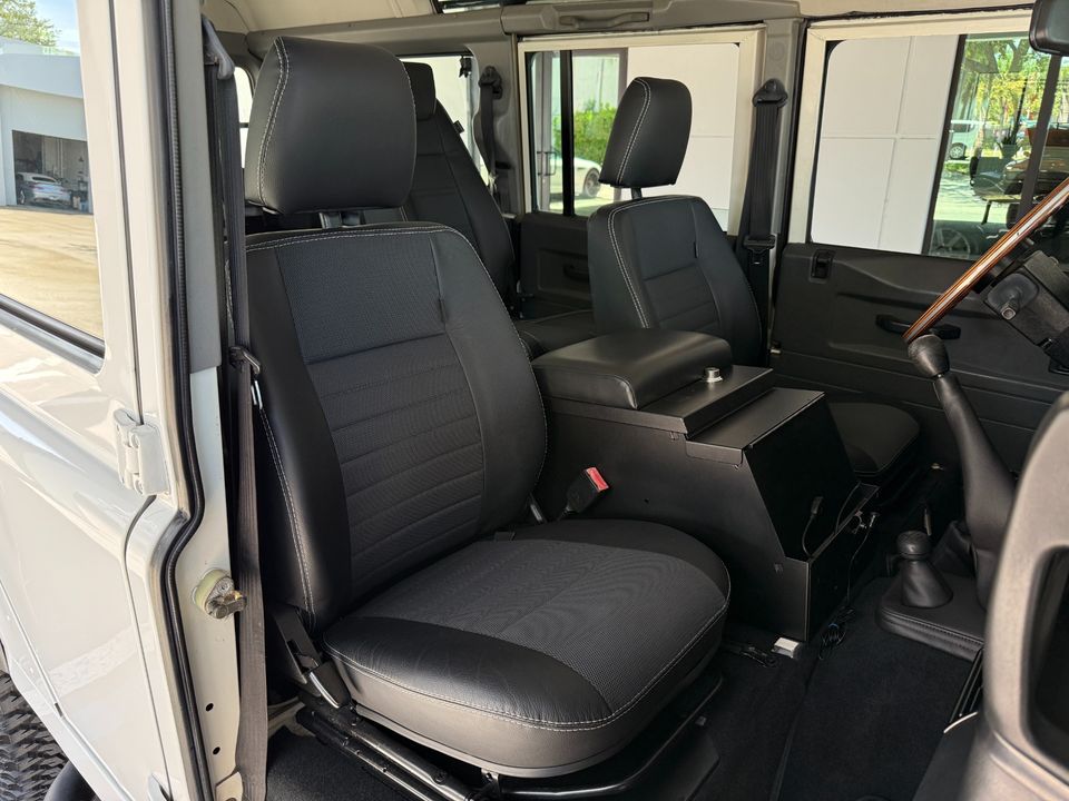 1995 Land Rover Defender 110