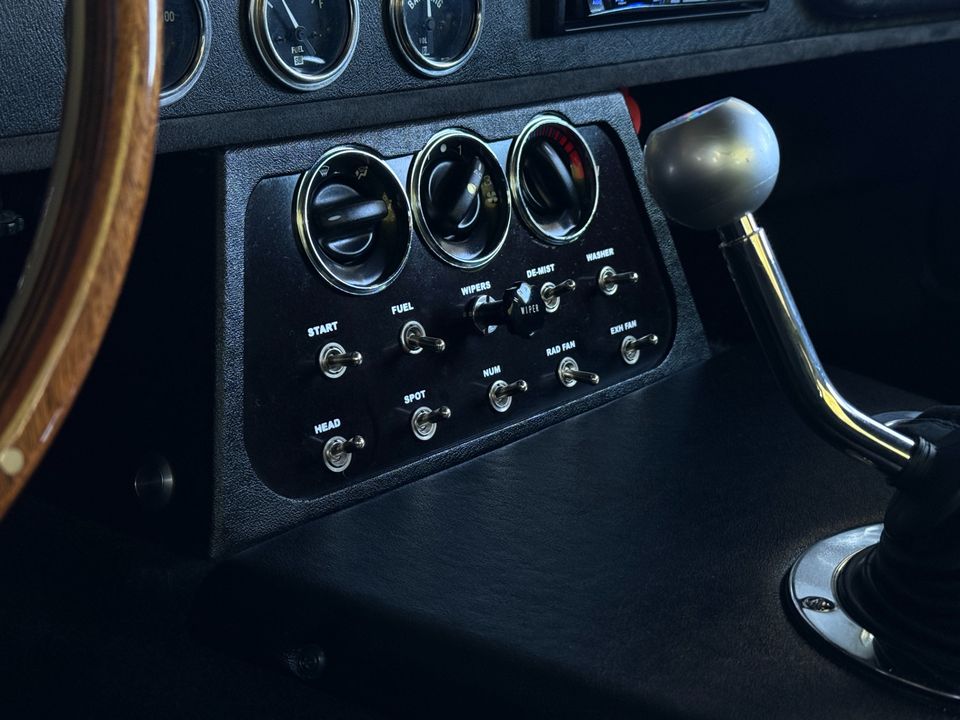 1965 Shelby Daytona Coupe Superformance