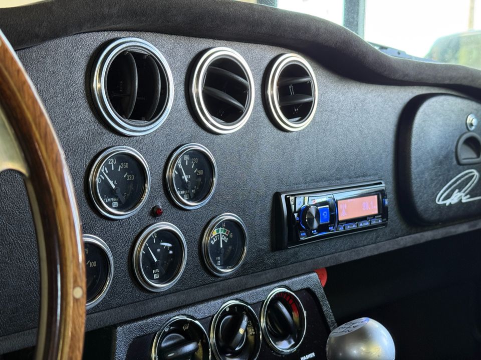 1965 Shelby Daytona Coupe Superformance