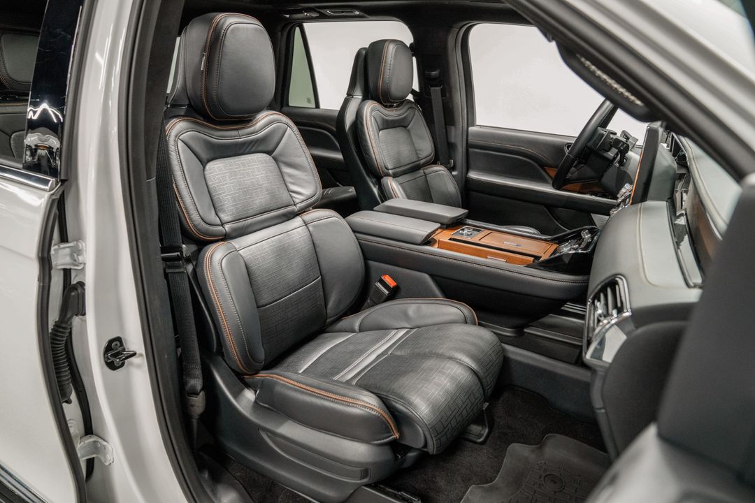 2024 Lincoln Navigator