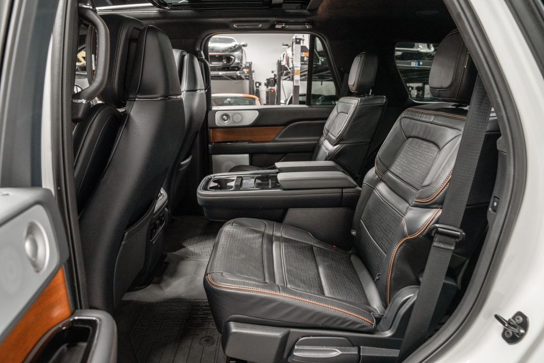 2024 Lincoln Navigator