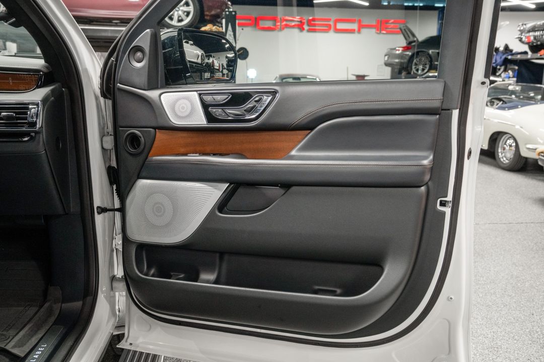 2024 Lincoln Navigator
