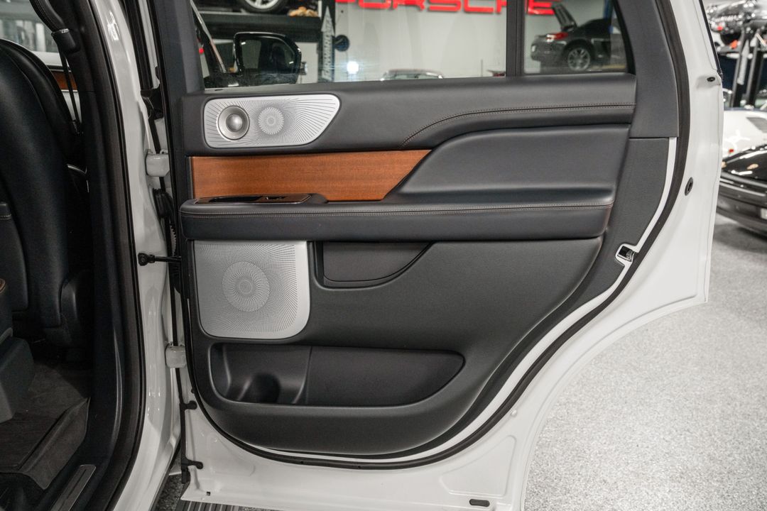 2024 Lincoln Navigator
