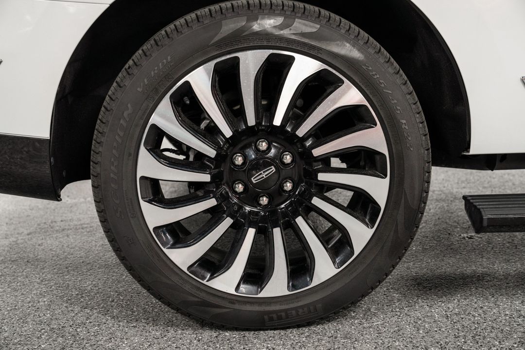 2024 Lincoln Navigator