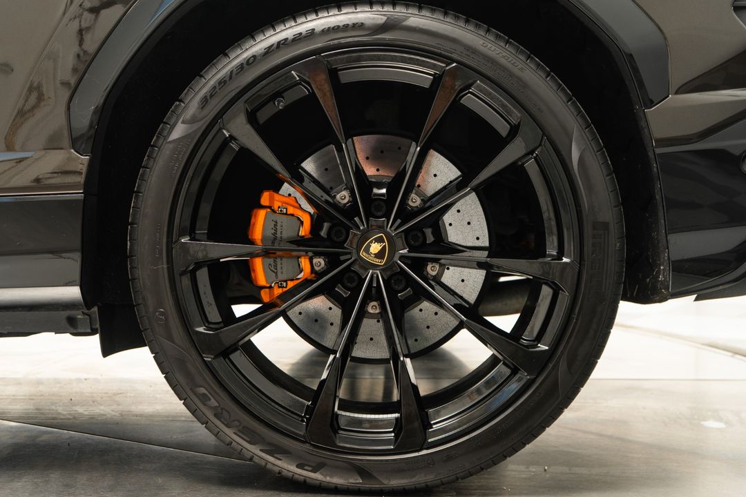 2022 Lamborghini Urus