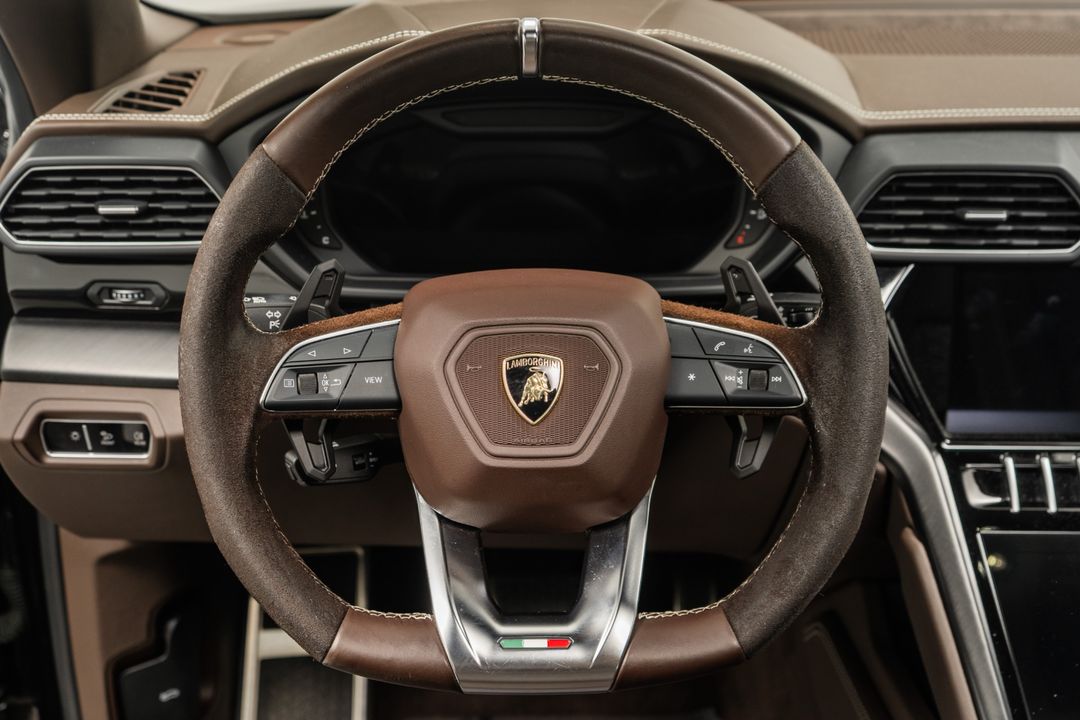 2022 Lamborghini Urus