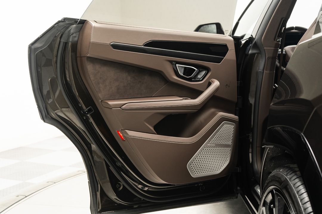 2022 Lamborghini Urus