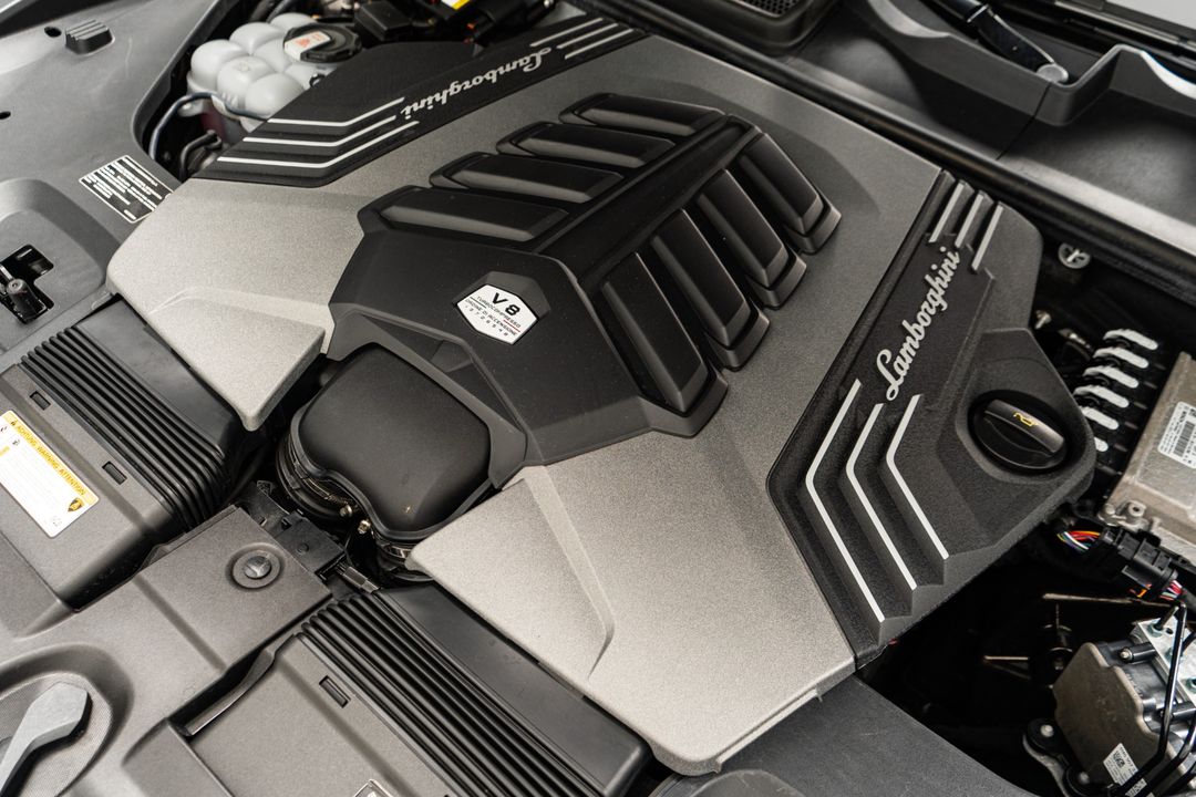 2022 Lamborghini Urus