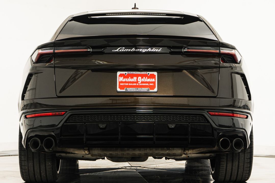 2022 Lamborghini Urus