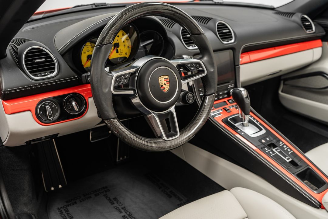 2022 Porsche 718 Boxster