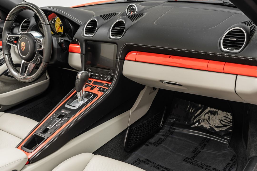 2022 Porsche 718 Boxster
