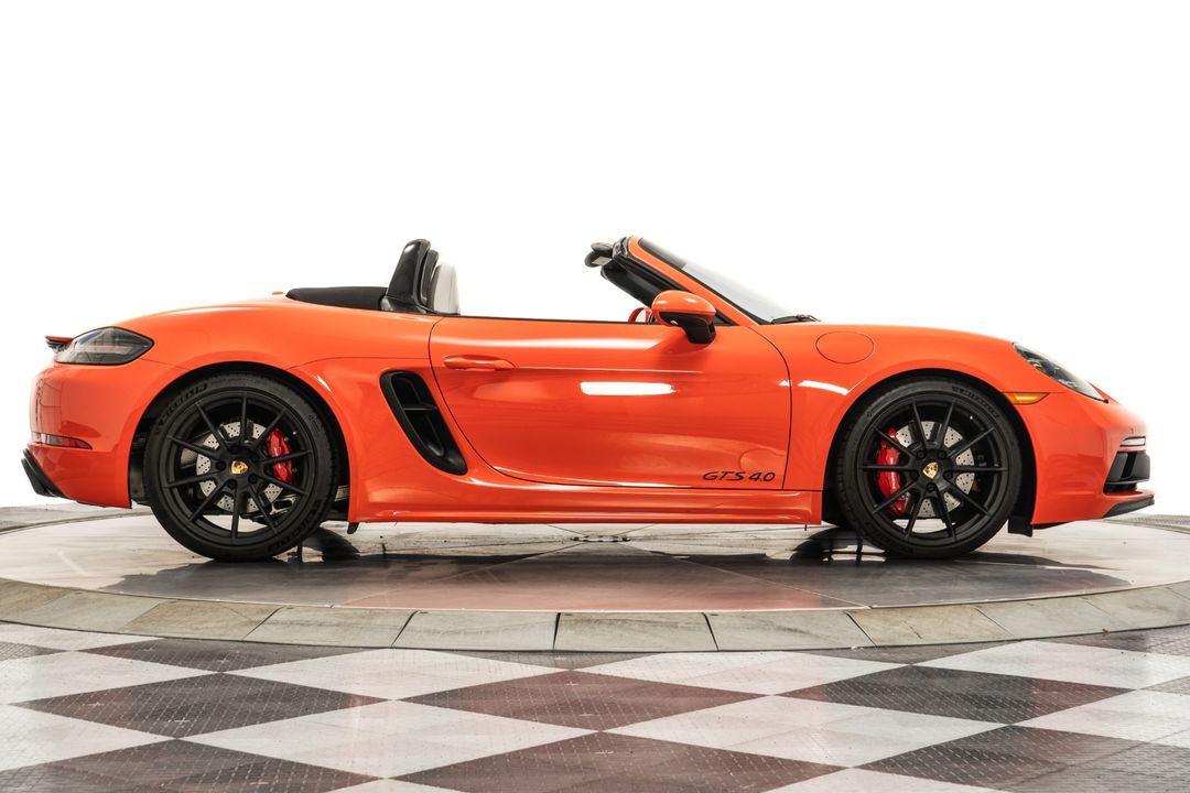 2022 Porsche 718 Boxster