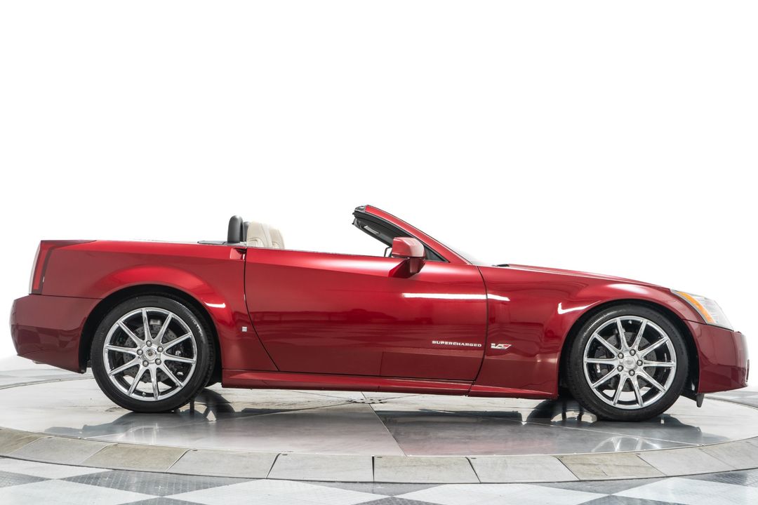 2006 Cadillac XLR-V