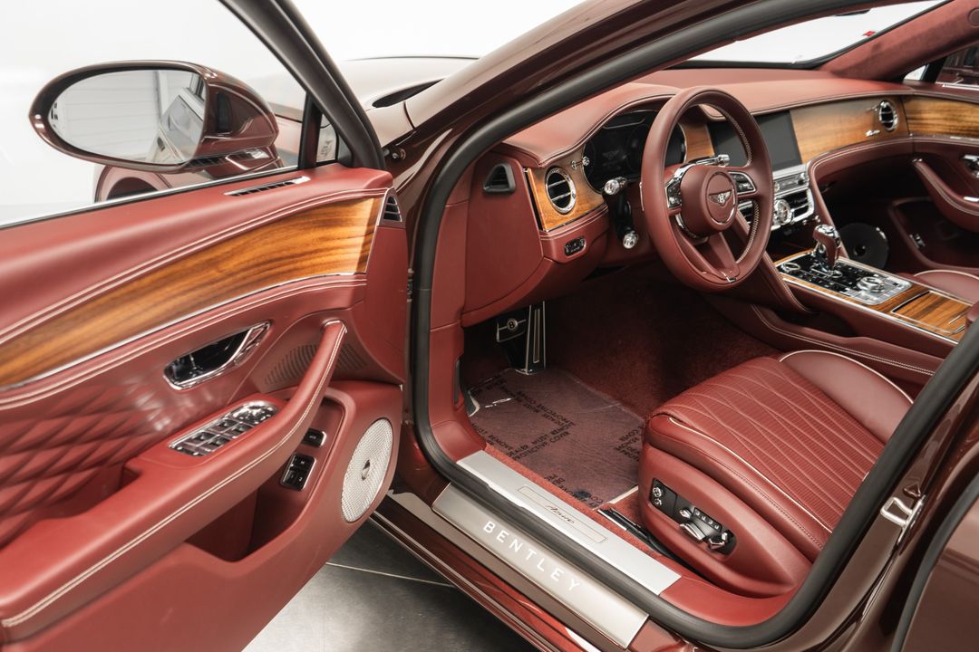2023 Bentley Flying Spur