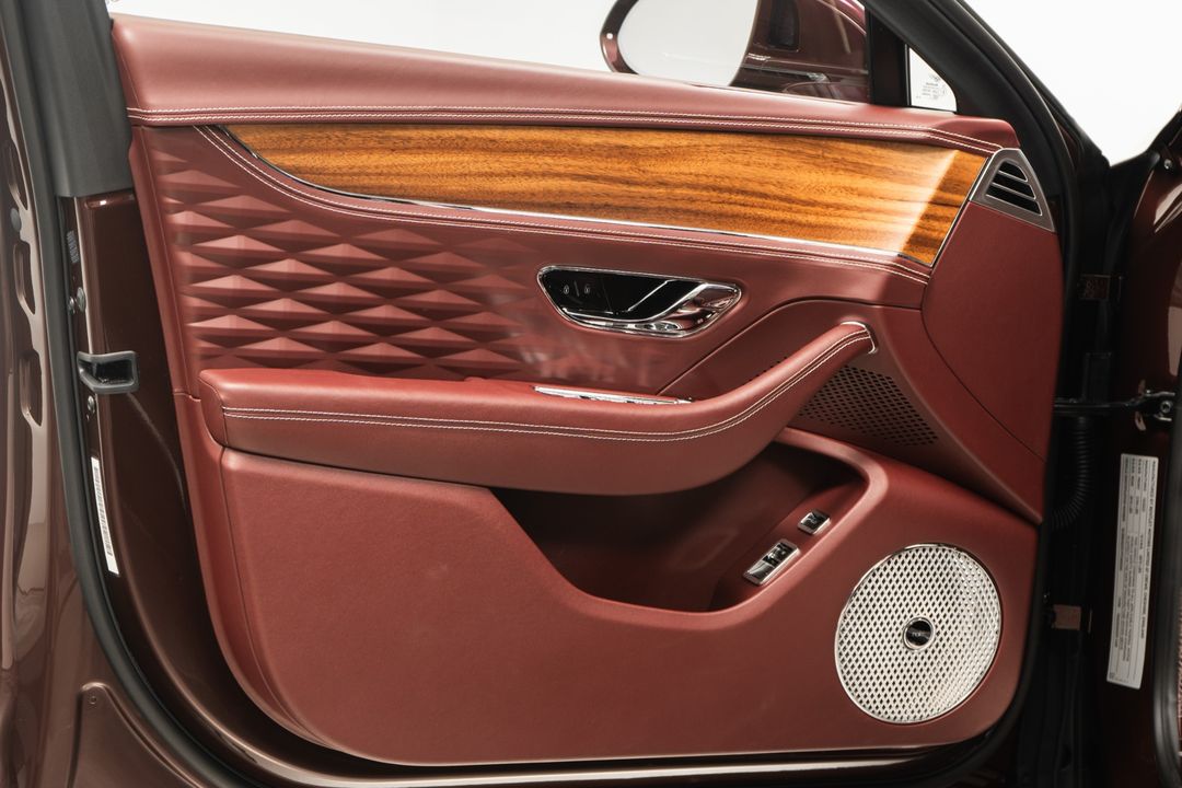 2023 Bentley Flying Spur