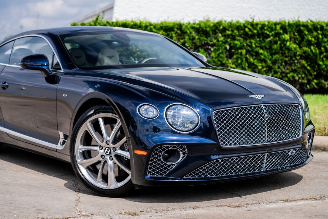 2022 Bentley Continental
