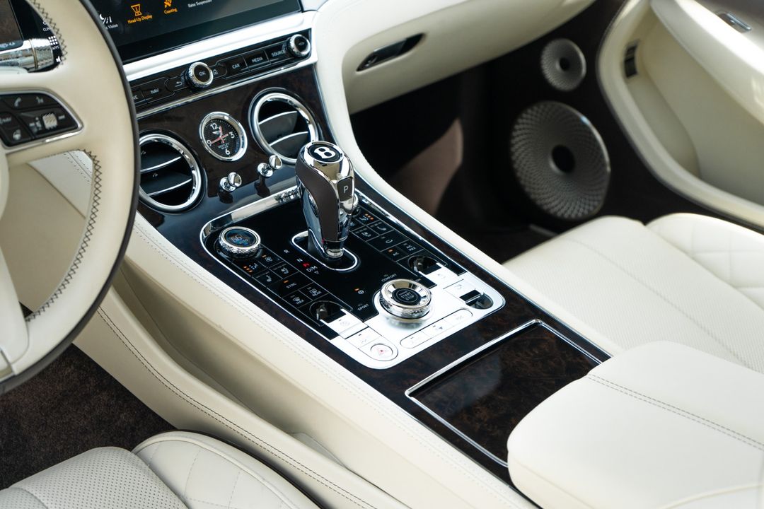 2022 Bentley Continental
