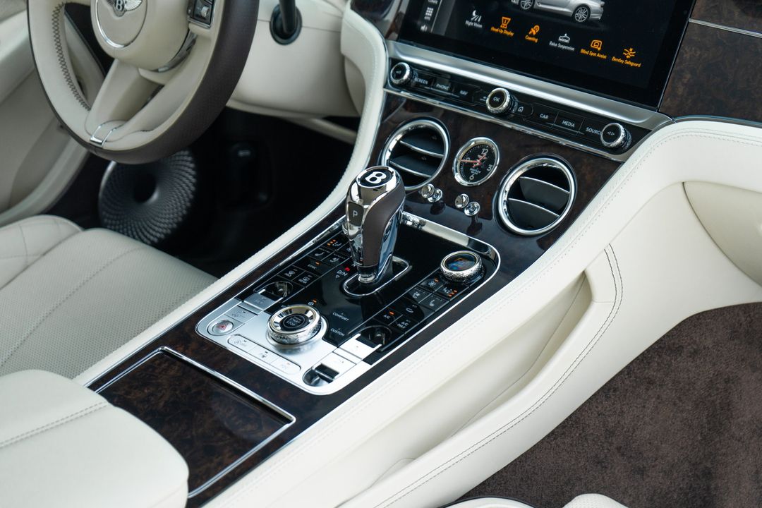 2022 Bentley Continental