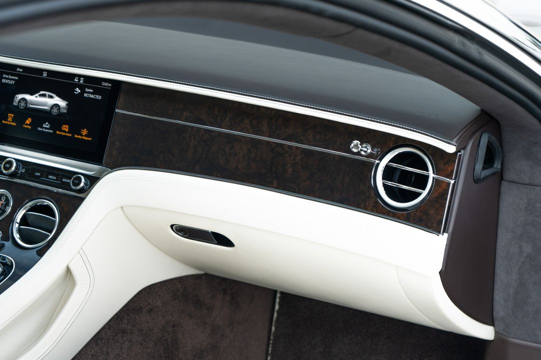 2022 Bentley Continental