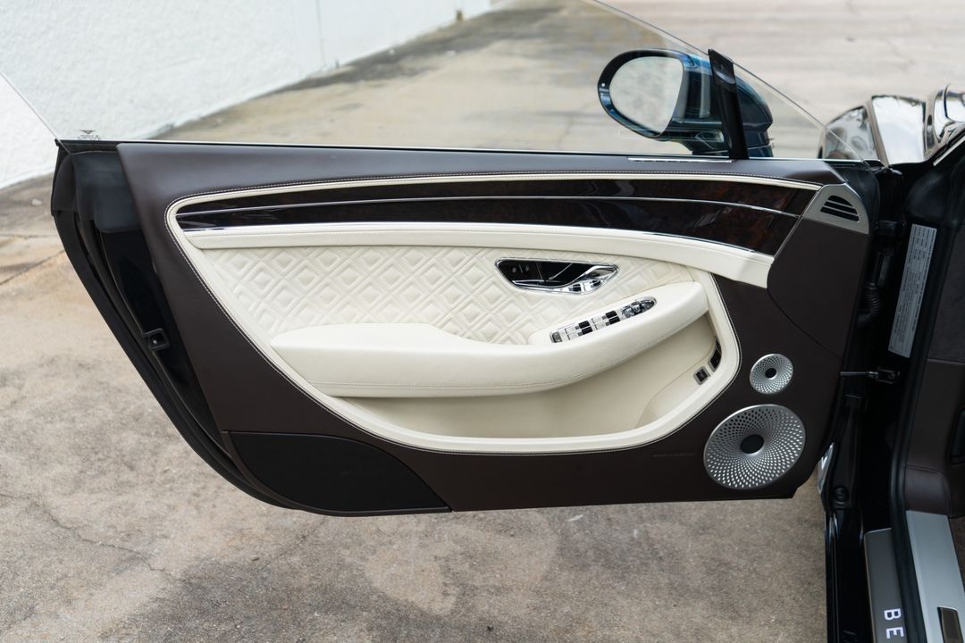 2022 Bentley Continental