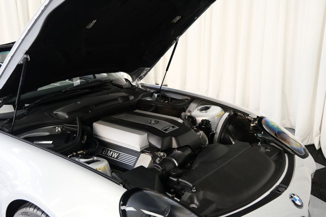 2003 BMW Z8