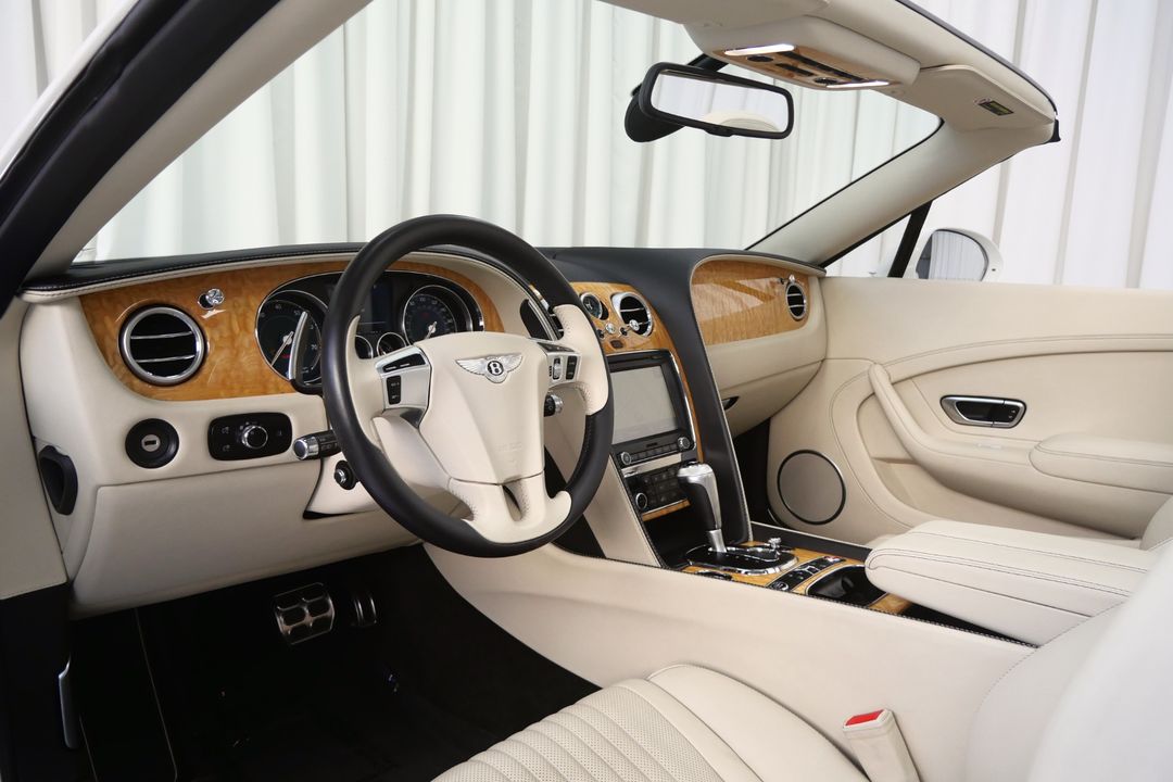 2016 Bentley Continental