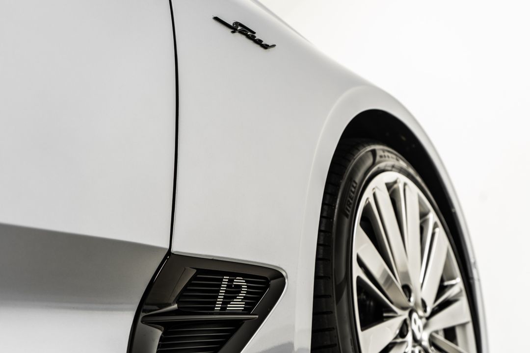 2024 Bentley Continental