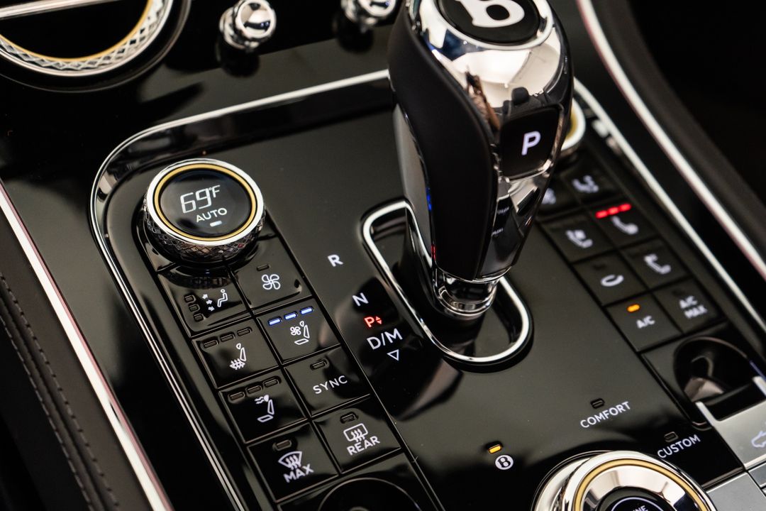 2024 Bentley Continental