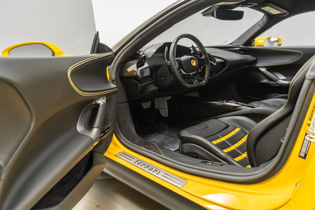2022 Ferrari SF90