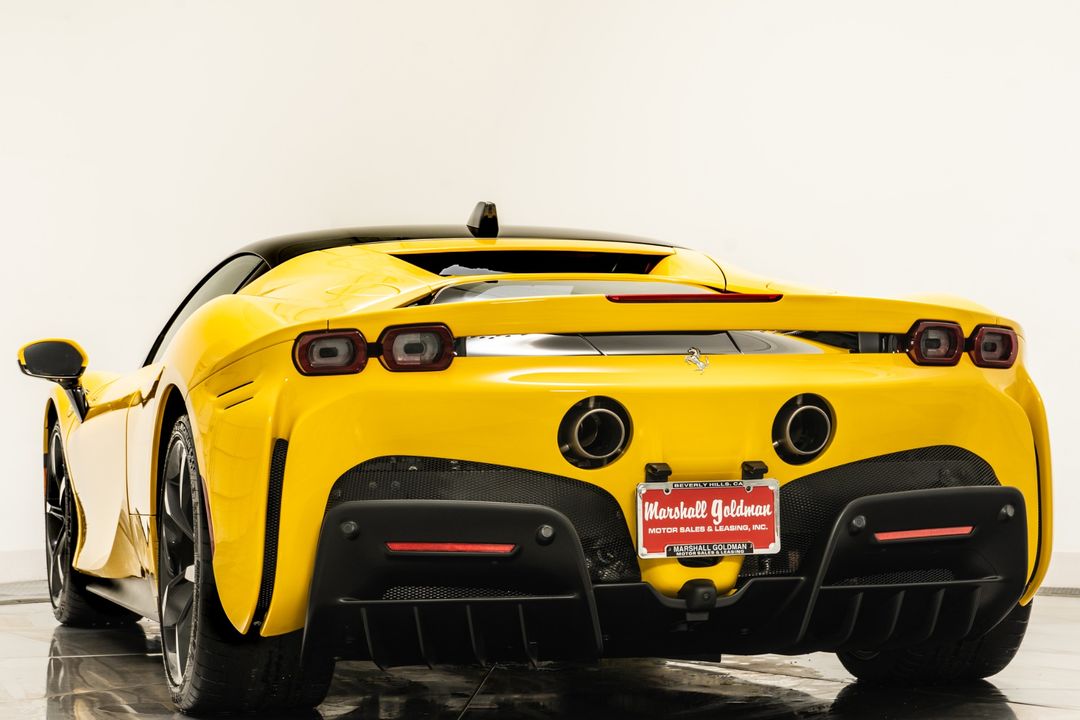 2022 Ferrari SF90