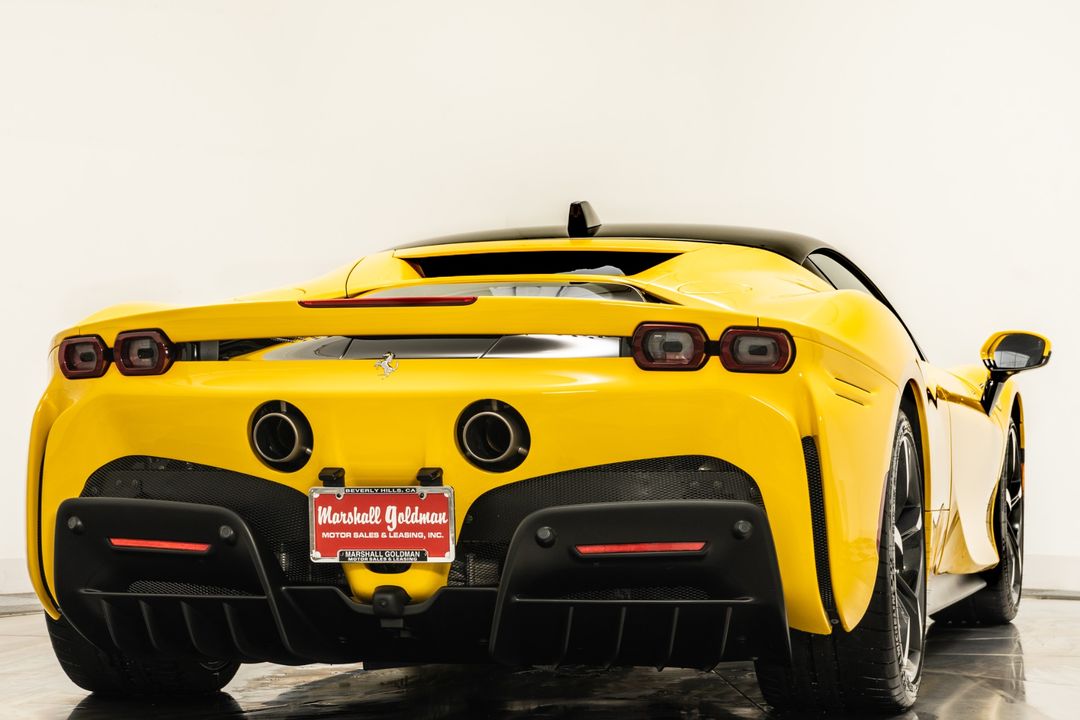 2022 Ferrari SF90