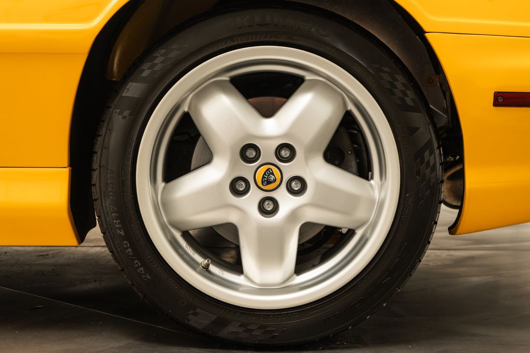 1995 Lotus Esprit
