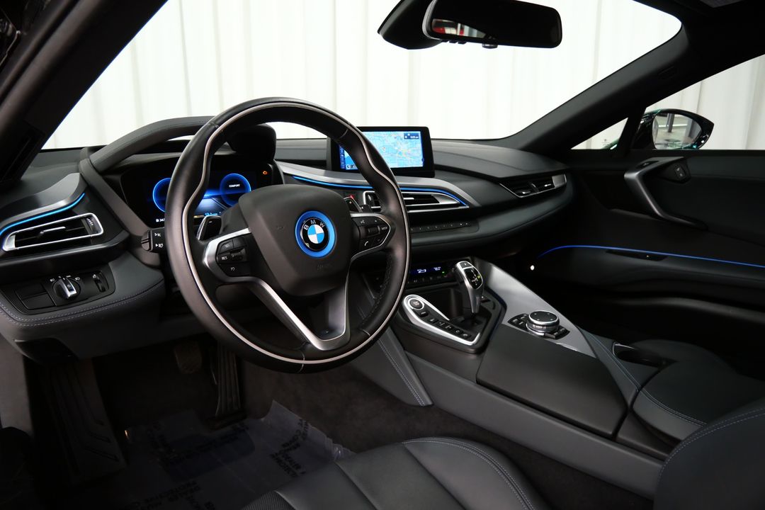 2016 BMW i8