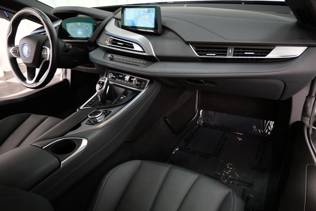 2016 BMW i8