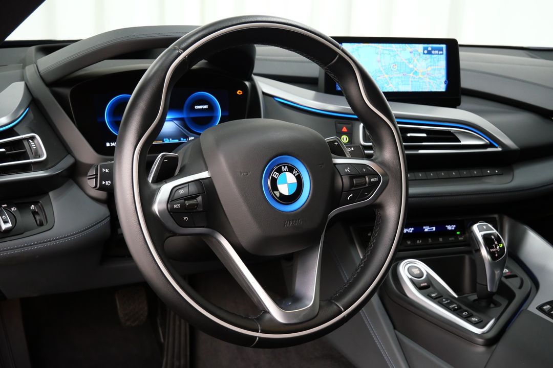 2016 BMW i8