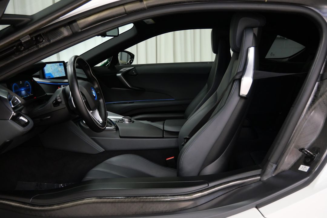 2016 BMW i8